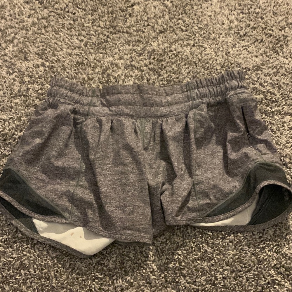 Grey hottie hot lululemon shorts